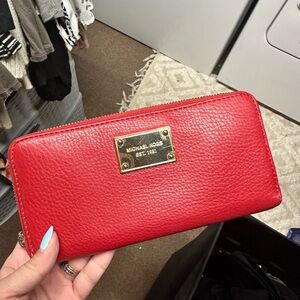 MK red wallet like new